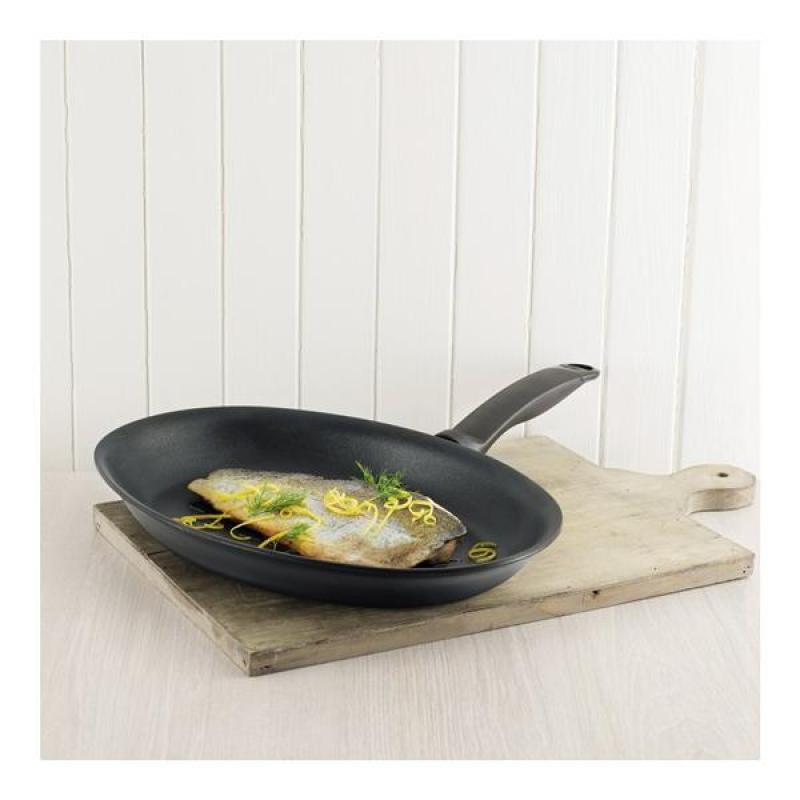 Preview: Fish Star Bratpfanne 36x25cm Antihaftbeschichtet Kuhn Rikon