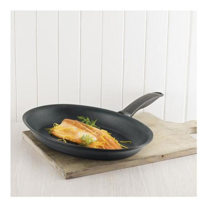 Preview: Fish Star Bratpfanne 36x25cm Antihaftbeschichtet Kuhn Rikon