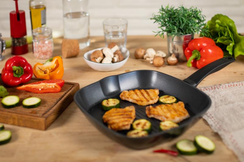 Preview: EASY INDUCTION Grillpfanne Ø 26 x 26 cm