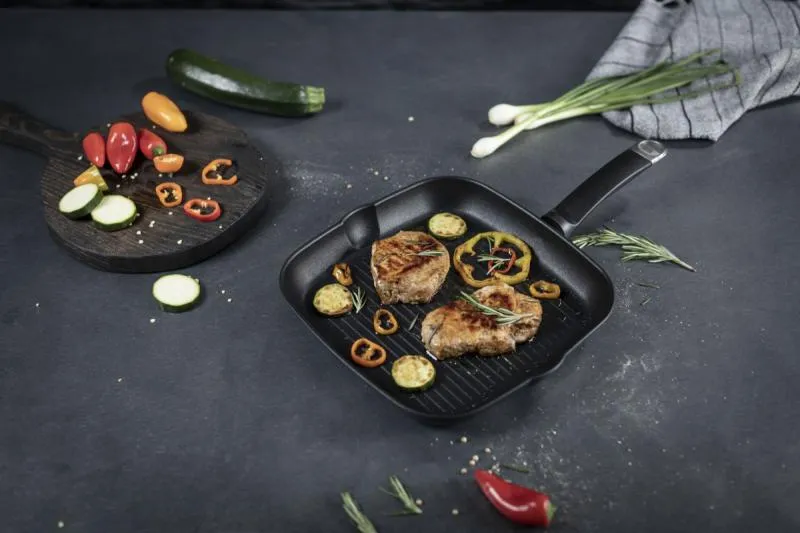 TITANIO STAR Grill Bratpfanne Ø 28 x 28 cm