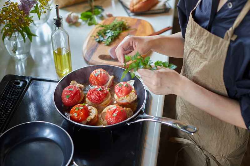 Preview: Bratpfanne mit Keramikbeschichtung, 26 cm, Edelstahlgriff
