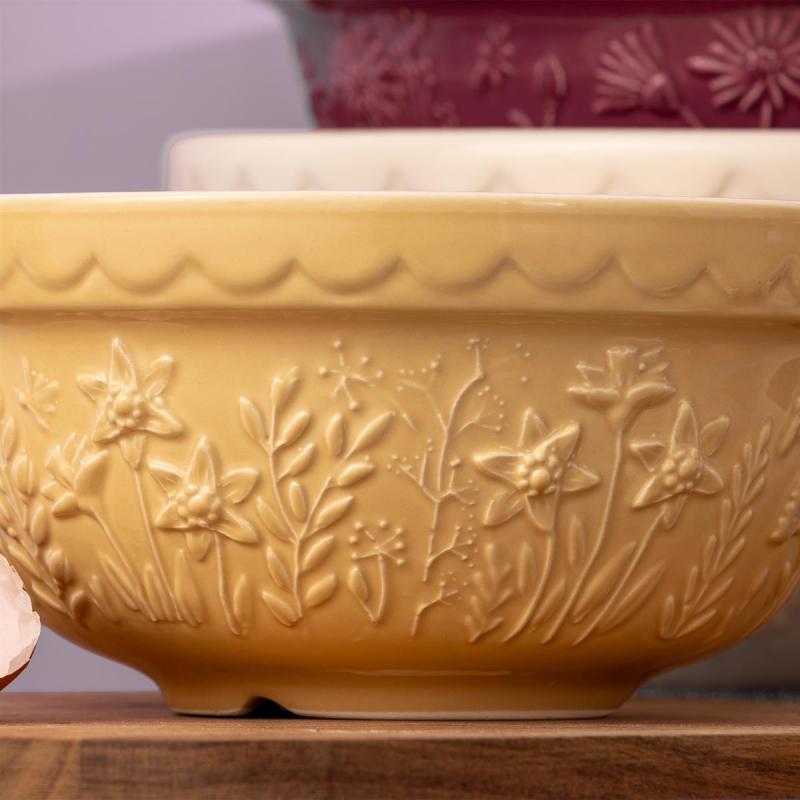 Preview: Rührschüssel aus Steingut in the Meadow, Daffodil, 2 Liter, Ø 21 cm Mason Cash Preview: Rührschüssel aus Steingut in the Meadow, Daffodil, 2 Liter, Ø 21 cm Mason Cash