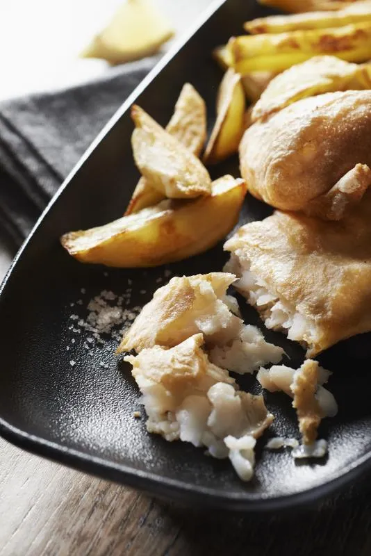 CLUB TELLER/ PLATTE/ SERVIERPLATTE 36 cm x 15 cm in gusseisener Optik