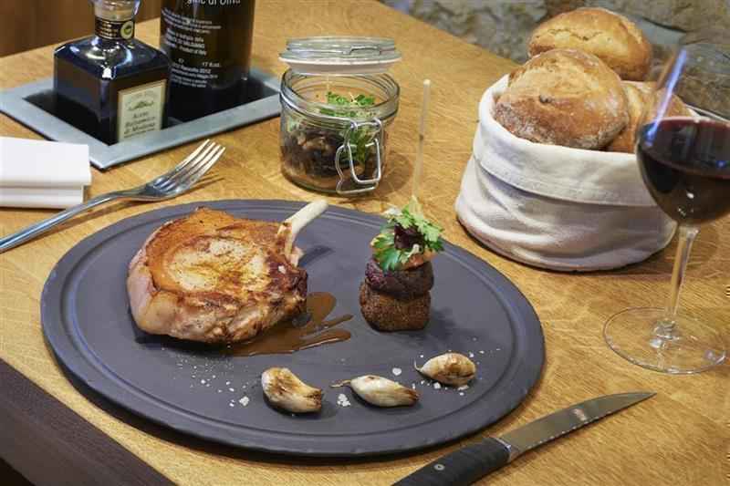 Preview: RUNDER STEAKTELLER 30 cm Schieferoptik