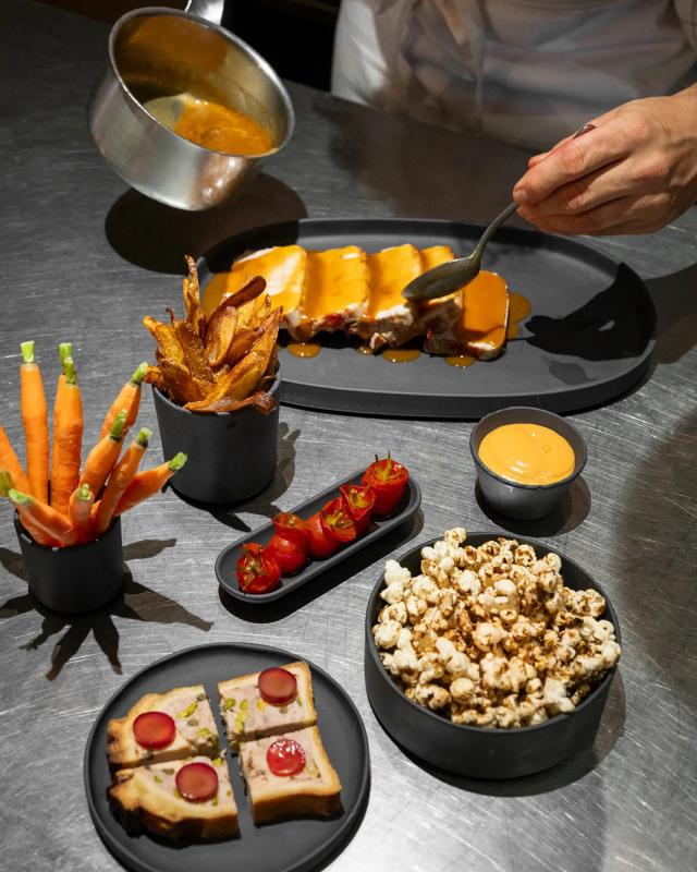 Preview: CARACTERE FLACHER TELLER 28 cm Matt schiefer styl