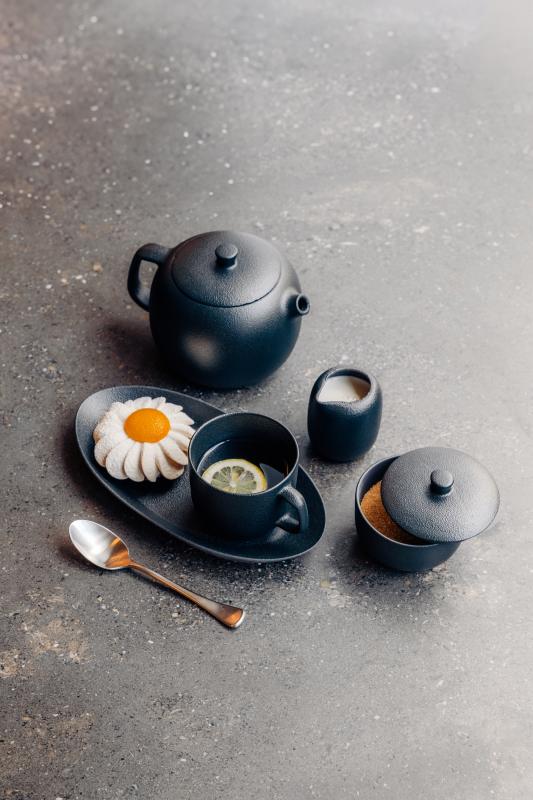 Preview: EQUINOXE FLACHER TELLER 24 cm Gusseisener optik