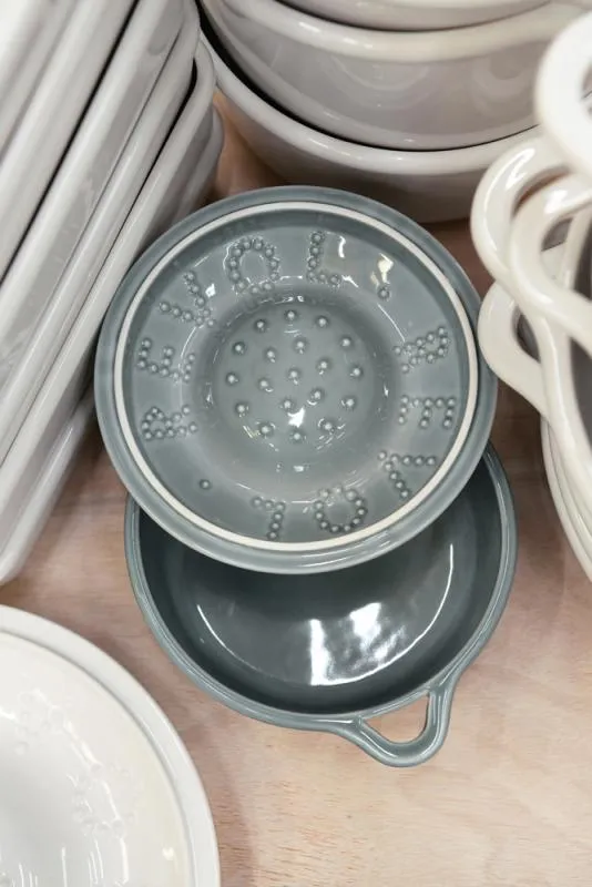 RUNDE INDUKTIONSKASSEROLLE 29 CM MIT PORZELLANDECKEL Wolkengrau