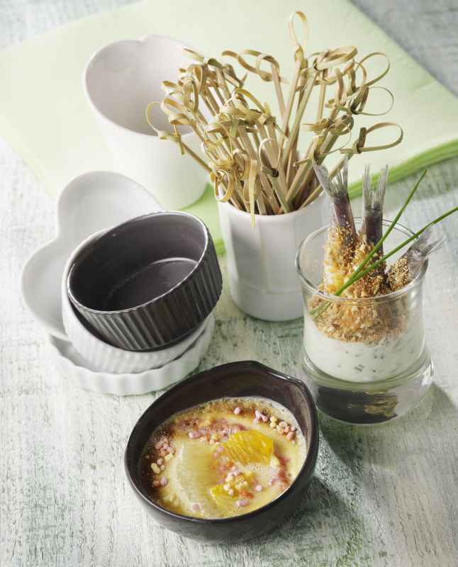 Preview: MINIATUR TEEGEBAECKFORM Weiss