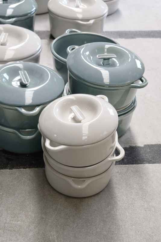 Preview: RUNDE INDUKTIONSKASSEROLLE 19 CM OHNE DECKEL Wolkengrau