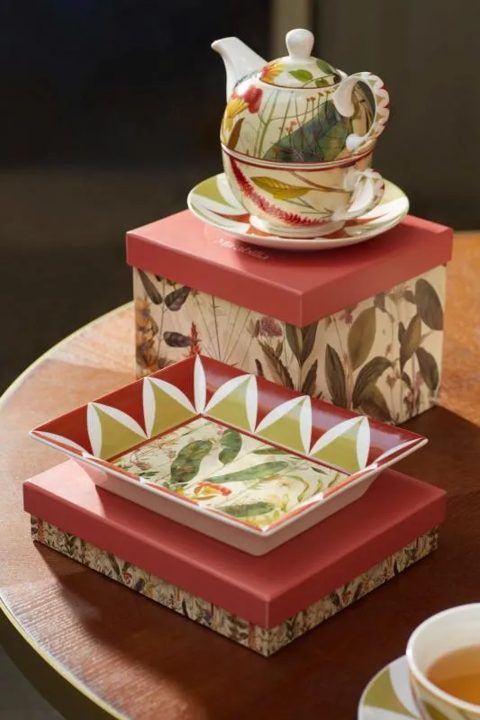 Schale/ Porzellanplatte rechteckig MIRABILIA 16 x 20 cm rot