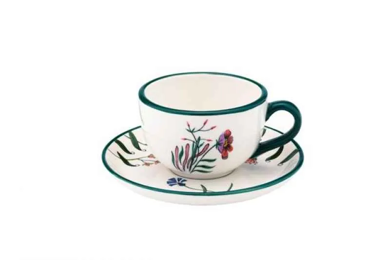 Teetasse mit Untere handb.