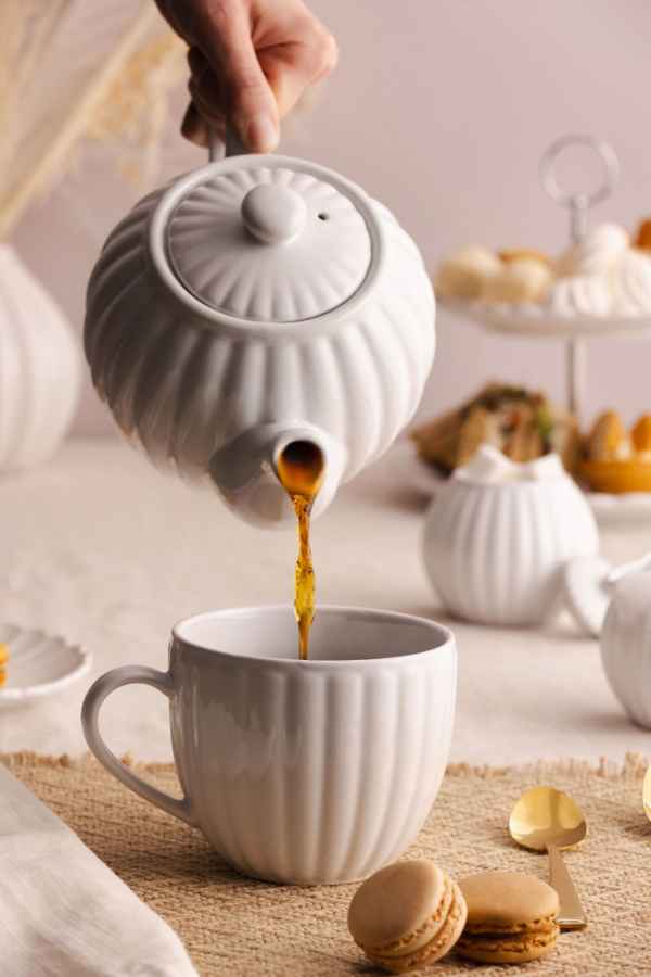TEETASSE LUXE, WEISS 460 ml Price & Kensington