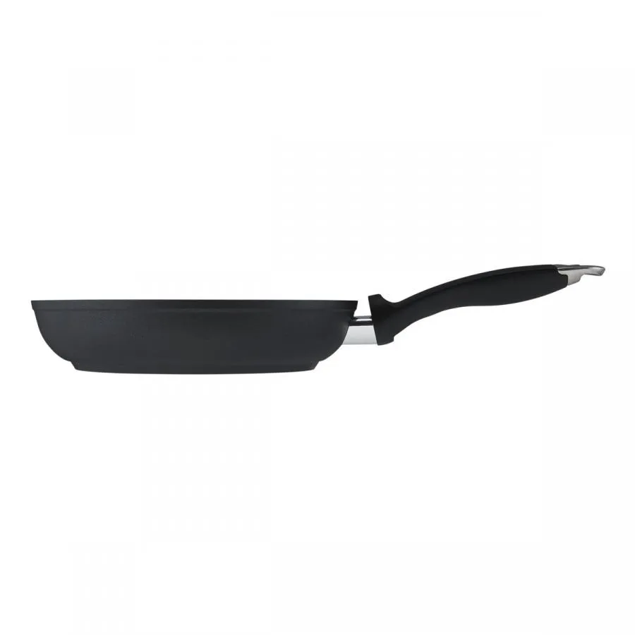 TITANIO STAR Bratpfanne Ø 24 cm TITANIO STAR Bratpfanne Ø 24 cm