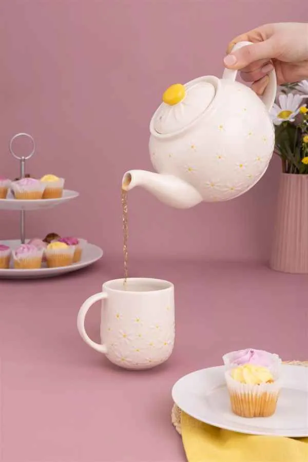 Teetasse, Daisy mit Gänseblümchen