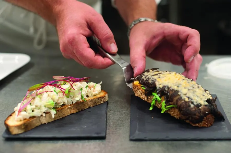 BURGER & STEAKTELLER 15 x 15 cm QUADRATISCH Matt schiefer