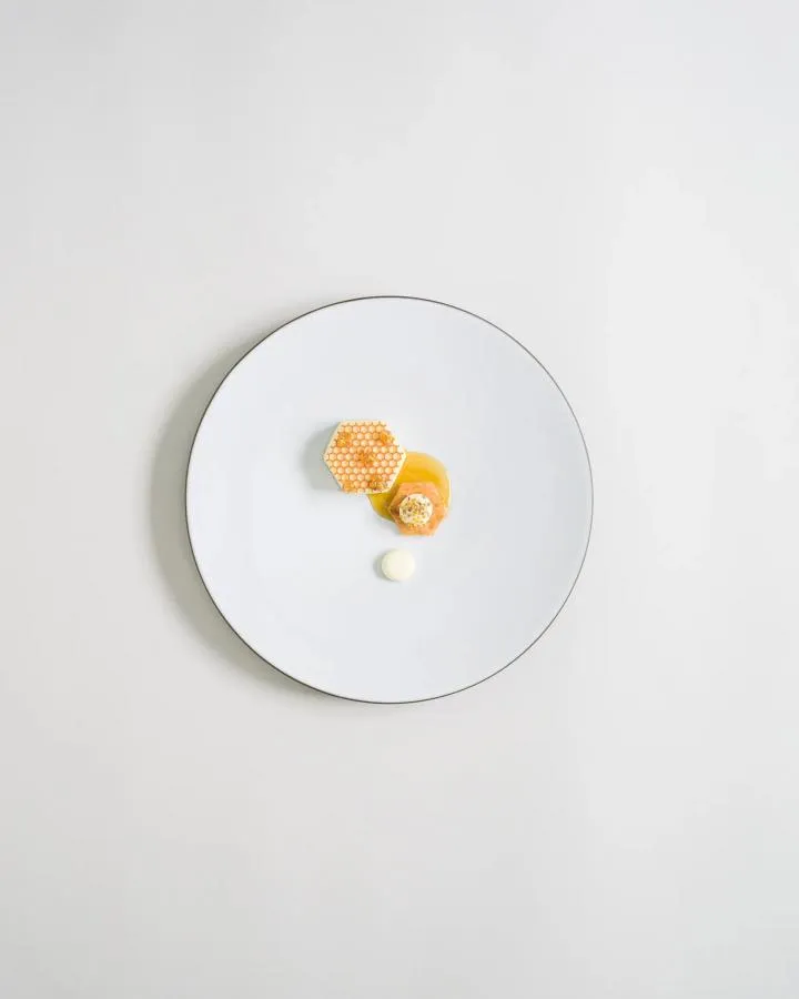 EQUINOXE FLACHER TELLER 24 cm Weiss Kumulus