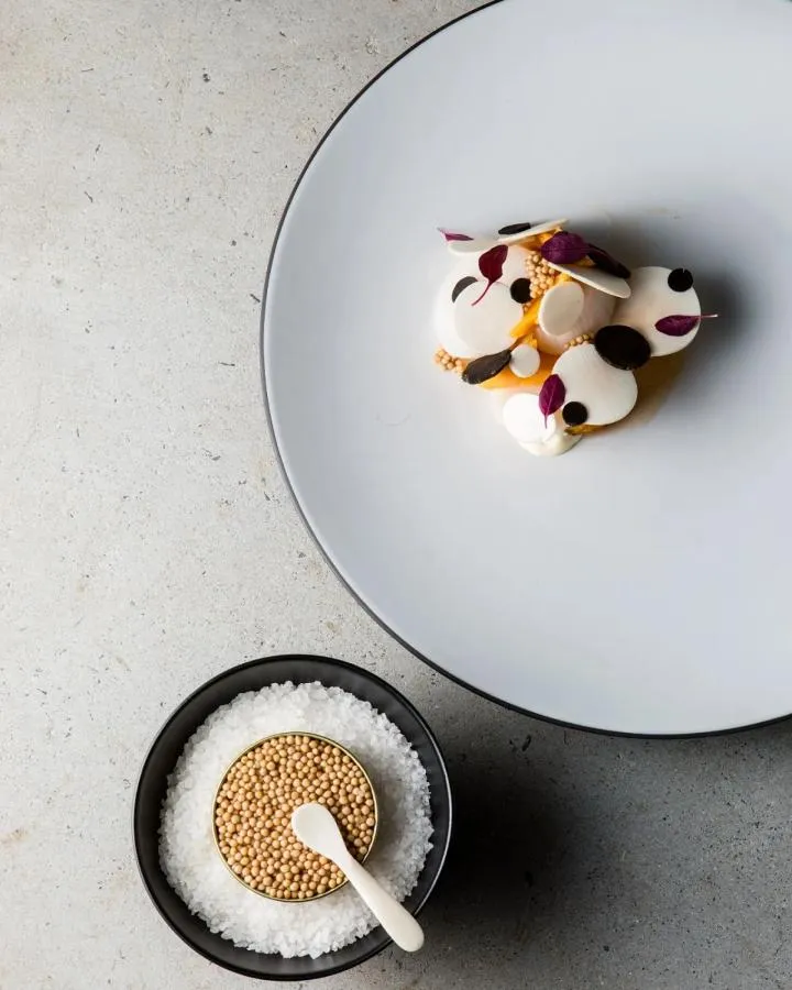 EQUINOXE FLACHER TELLER 26 cm Weiss Kumulus