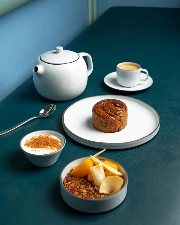 EQUINOXE TEETASSE MIT UNTERTASSE 200 ml in gusseisener optik