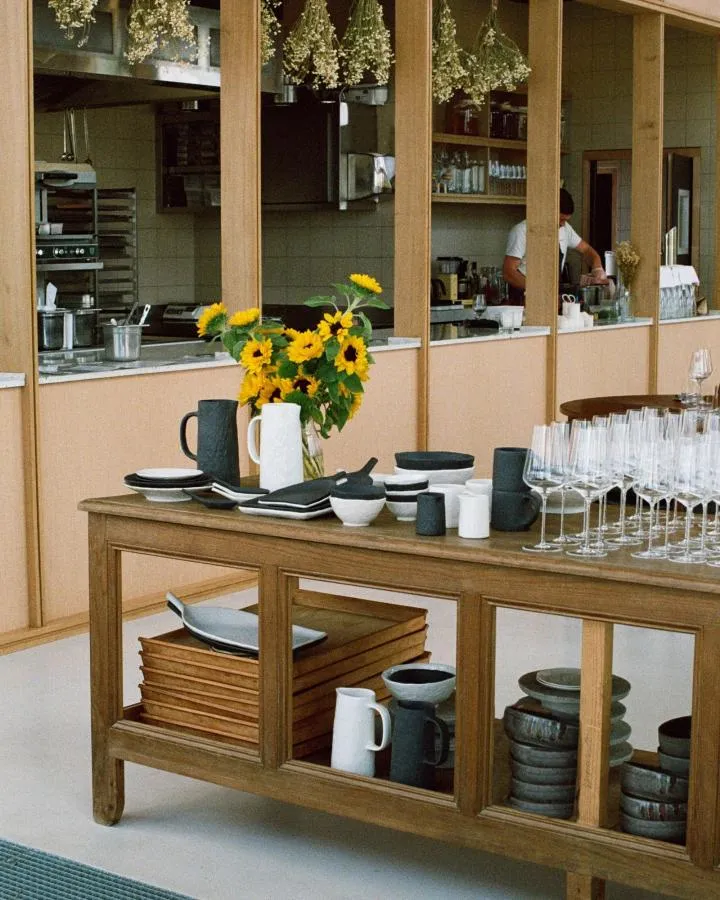 YLI WASSERKRUG/ PITCHER/ VASE 1,2 L Alabaster Weiss