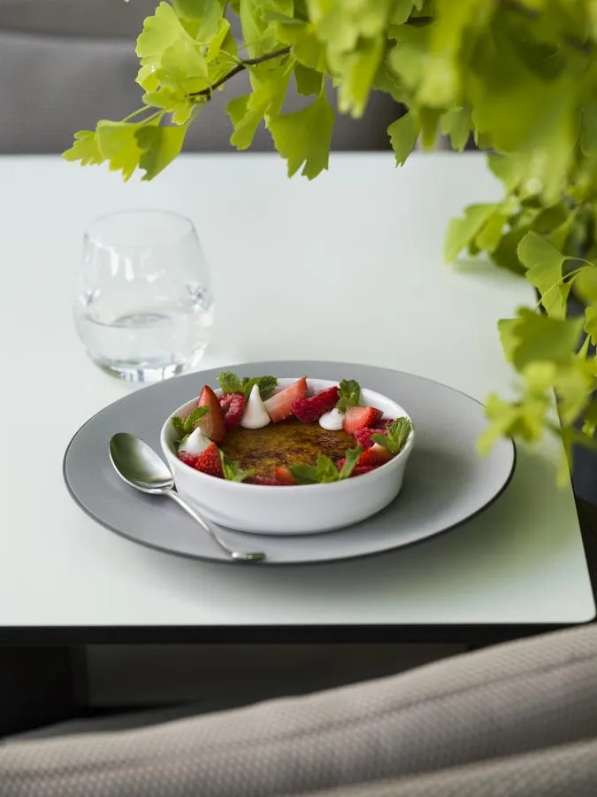 EQUINOXE FLACHER TELLER/BROTTELLER 16 cm Pfeffer