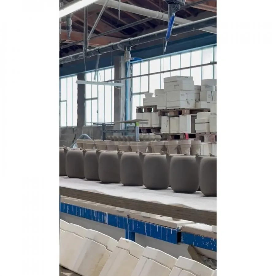 EQUINOXE SAHNE-GIESSER 120 ml in gusseisener optik