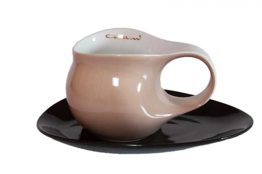 Luigi Colani Porzellan Espresso Tasse groß mit Untertasse 2 tlg. sand Luigi Colani Porzellan Espresso Tasse groß mit Untertasse 2 tlg. sand