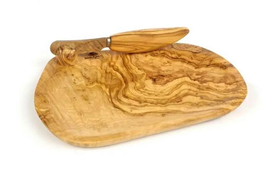Butter-Brett mit Messer ca. 18,5x14,5 cm, Olivenholz Butter-Brett mit Messer ca. 18,5x14,5 cm, Olivenholz